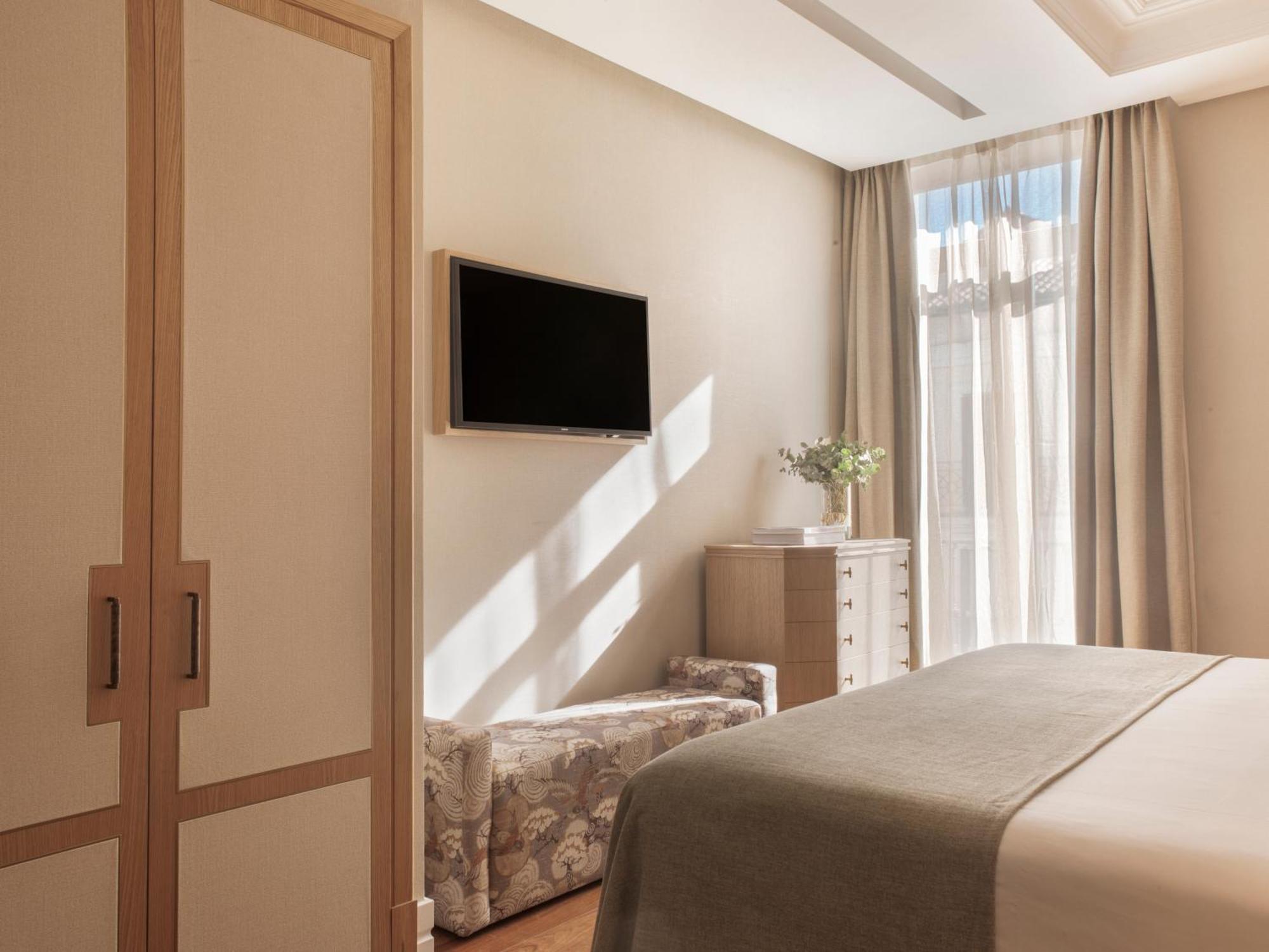 Hotel Unico Madrid, Small Luxury Hotels Bagian luar foto