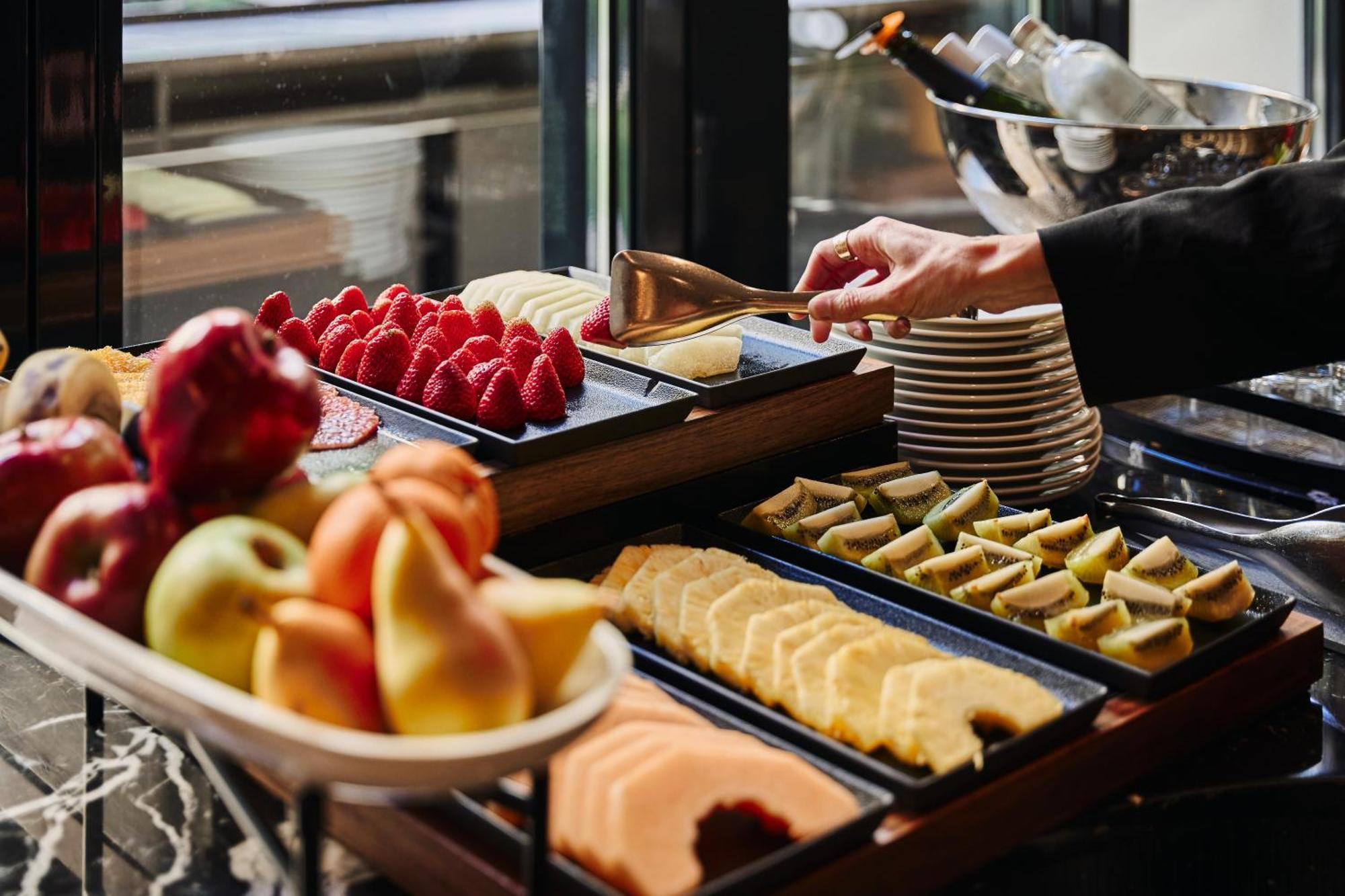 Hotel Unico Madrid, Small Luxury Hotels Bagian luar foto